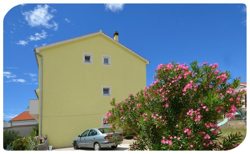 Aprtment close to Center Zadar Habitación foto